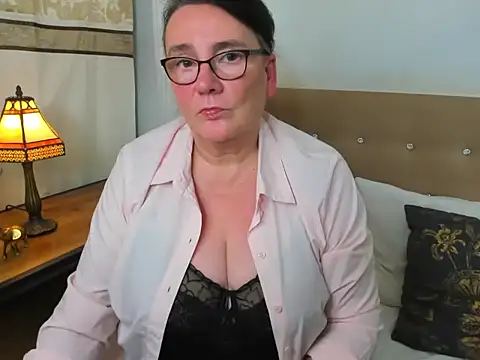 DorisDesire online show from 13, 11, 2025