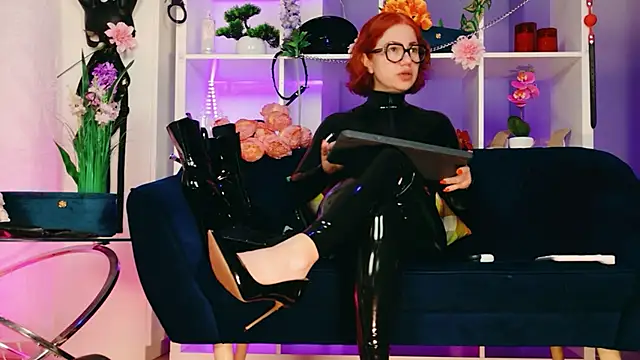 Ella  Kross online show from 16, 2, 2026