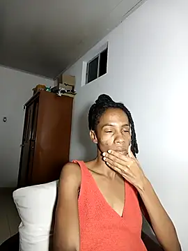 Snapshot of africa_deluxe chatting on 29, 4, 2026 africa deluxe online show from 29, 4, 2026