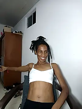 Snapshot of africa_deluxe chatting on 28, 4, 2026 africa deluxe online show from 28, 4, 2026