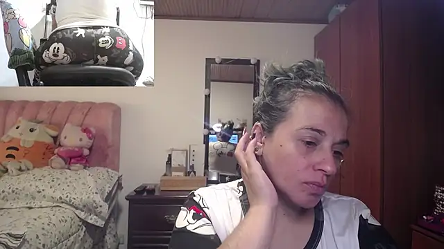 zoe hotxxx online show from 7, 3, 2026