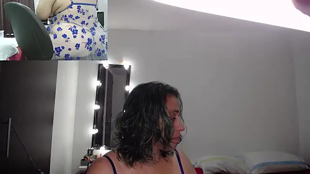 zoe hotxxx online show from 22, 9, 2025