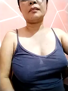  wetty kitty  online show from 4, 4, 2026