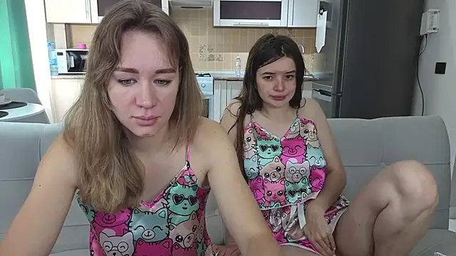 Snapshot of Naughty_Alice chatting on 1, 6, 2026 Naughty Alice online show from 1, 6, 2026