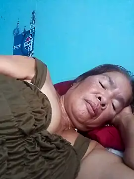 Snapshot of sexylizzy4u chatting on 1, 10, 2025 sexylizzy4u online show from 1, 10, 2025