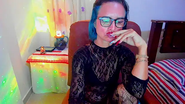 BrianaGarner online show from 23, 10, 2025