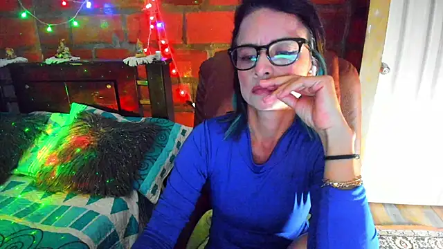 BrianaGarner online show from 24, 3, 2026