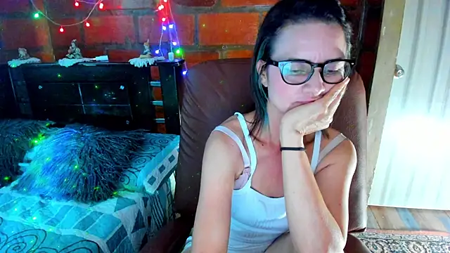 BrianaGarner online show from 24, 3, 2026