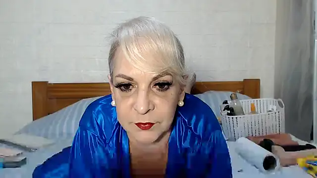 awild kitten online show from 5, 5, 2026