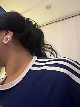 emilyjohanson online show from 21, 4, 2026