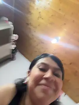 emilyjohanson online show from 15, 4, 2026