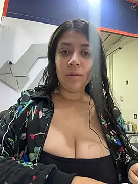 emilyjohanson online show from 21, 7, 2026