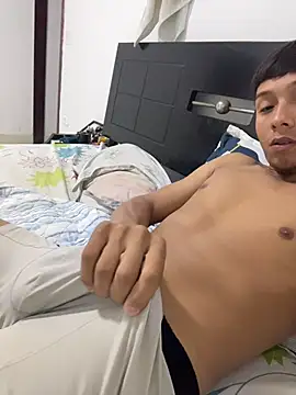 Thiagoo Frost online show from 29, 10, 2025