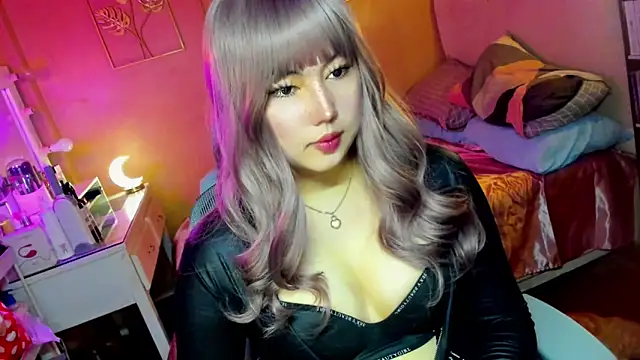 HOTnWILDalice online show from 23, 9, 2025