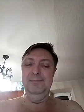 Snapshot of Pokaz2020 chatting on 9, 5, 2026 Pokaz2020 online show from 9, 5, 2026