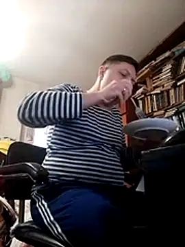 Snapshot of Pokaz2020 chatting on 10, 5, 2026 Pokaz2020 online show from 10, 5, 2026