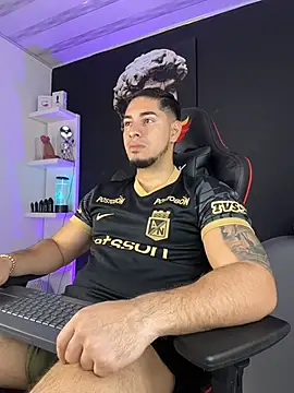 Snapshot of Dimitri_Colleman chatting on 23, 11, 2025 Dimitri Colleman online show from 23, 11, 2025