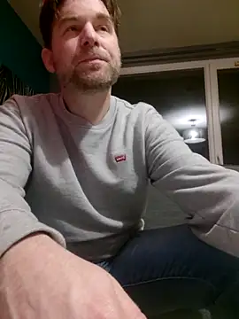 tom sauwer online show from 25, 10, 2025