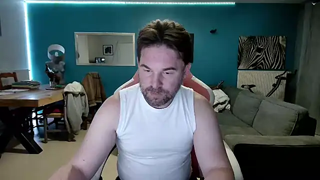Snapshot of tom_sauwer chatting on 2, 8, 2026 tom sauwer online show from 2, 8, 2026