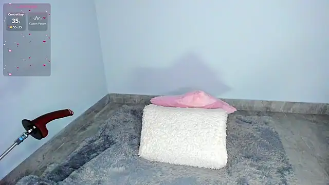 Sofi Smiley online show from 17, 3, 2026