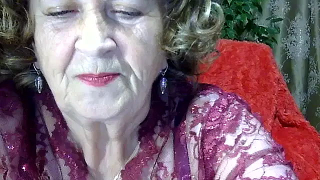 Snapshot of Emma52610 chatting on 27, 11, 2025 Emma52610 online show from 27, 11, 2025