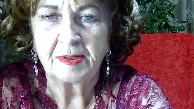 Snapshot of Emma52610 chatting on 26, 11, 2025 Emma52610 online show from 26, 11, 2025