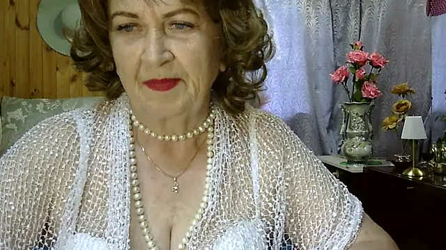 Emma52610 online show from 24, 7, 2026
