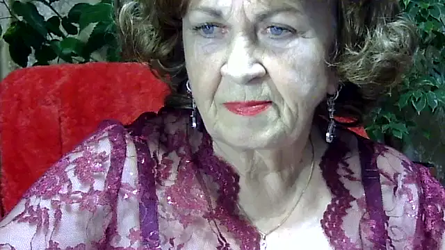 Snapshot of Emma52610 chatting on 25, 11, 2025 Emma52610 online show from 25, 11, 2025