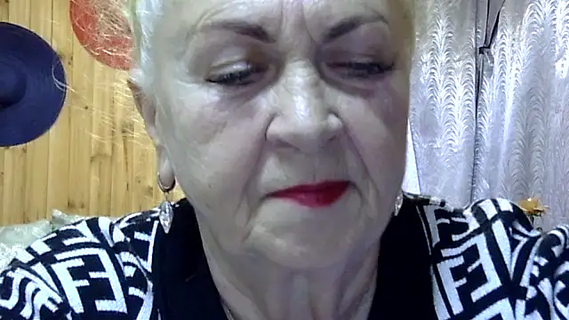 Snapshot of Emma52610 chatting on 5, 10, 2025 Emma52610 online show from 5, 10, 2025