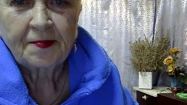 Snapshot of Emma52610 chatting on 19, 10, 2025 Emma52610 online show from 19, 10, 2025