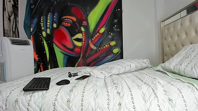 luna sexxy online show from 1, 12, 2025