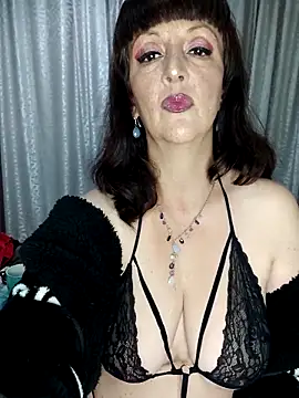 Snapshot of FireWoman chatting on 30, 11, 2025 FireWoman online show from 30, 11, 2025