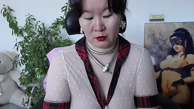 Akira xx online show from 25, 3, 2026