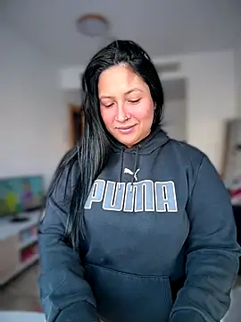 DannaaMeliza online show from 29, 11, 2025