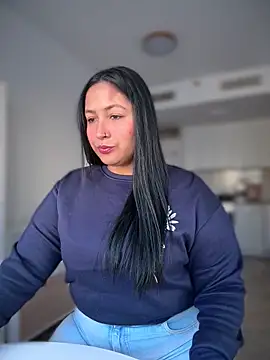 DannaaMeliza online show from 28, 11, 2025