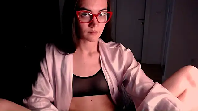 EvelynGG online show from 11, 5, 2026