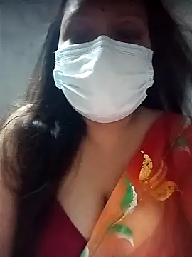 naughtymadam online show from 14, 4, 2026