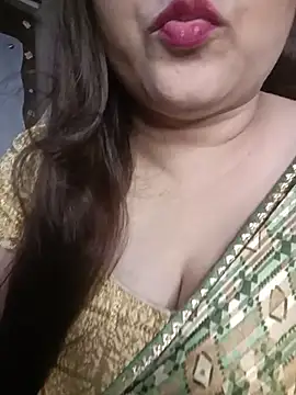 naughtymadam online show from 15, 7, 2026