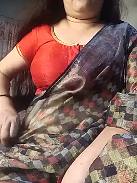 naughtymadam online show from 17, 5, 2026