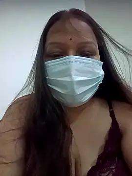 naughtymadam online show from 26, 3, 2026