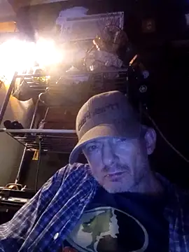 Snapshot of ROBERT0516 chatting on 17, 3, 2025 ROBERT0516 online show from 17, 3, 2025