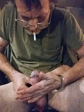 ROBERT0516 online show from 13, 4, 2026