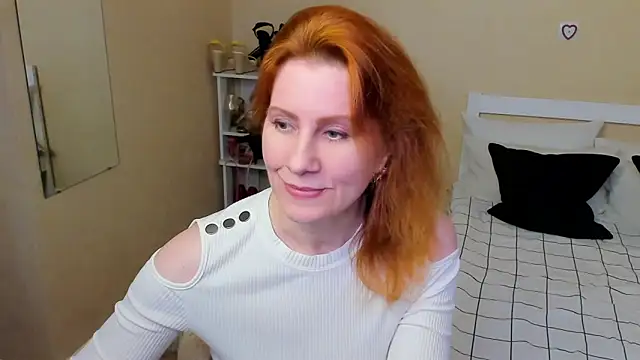 FoxySophia online show from 27, 9, 2025