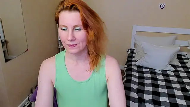 FoxySophia online show from 17, 11, 2025