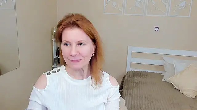 FoxySophia online show from 28, 2, 2025