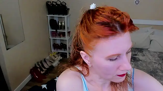 FoxySophia online show from 10, 6, 2026