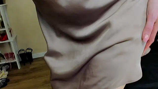 FoxySophia online show from 8, 4, 2026