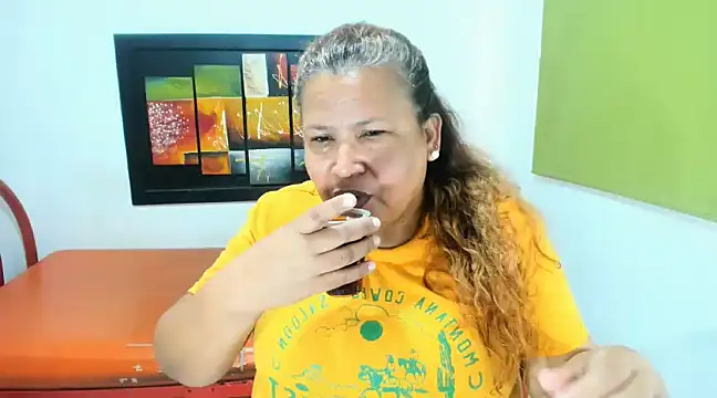 beckyummys online show from 3, 3, 2025