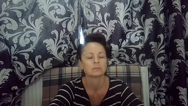 Snapshot of LindaStarS chatting on 19, 10, 2025 LindaStarS online show from 19, 10, 2025