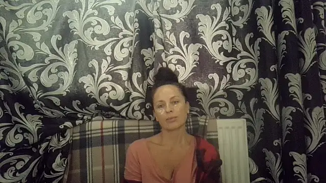 Snapshot of LindaStarS chatting on 12, 10, 2025 LindaStarS online show from 12, 10, 2025